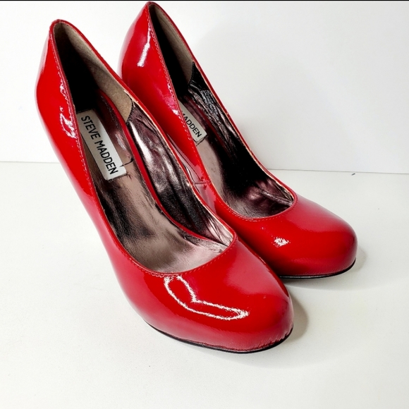 Steve Madden Red Heels ~ Sz 6! Gorgeous! - Picture 1 of 5